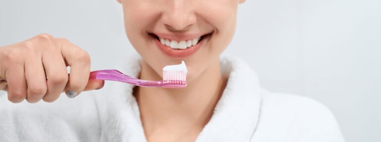 Read more about the article How to Brush Your Teeth Correctly