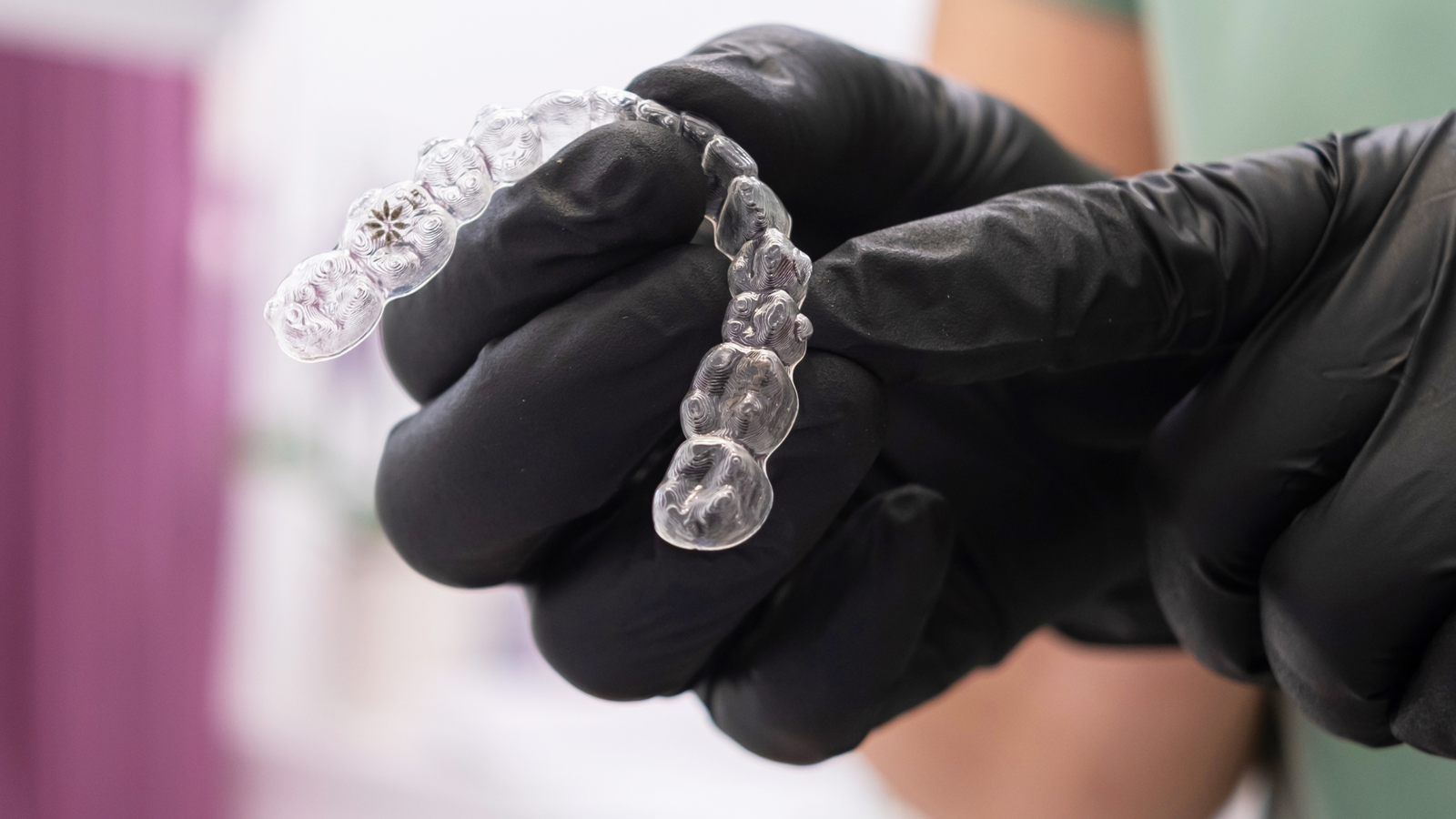 Read more about the article Retainers after braces: yes or no?